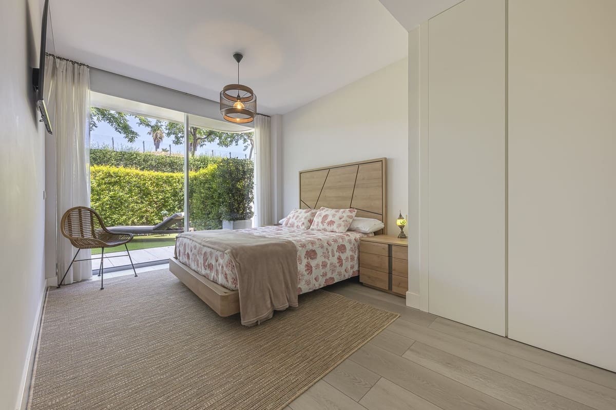 2 camera da letto Appartamento in vendita in New Golden Mile con piscina garage - 795.000 € (Rif: 9539983)