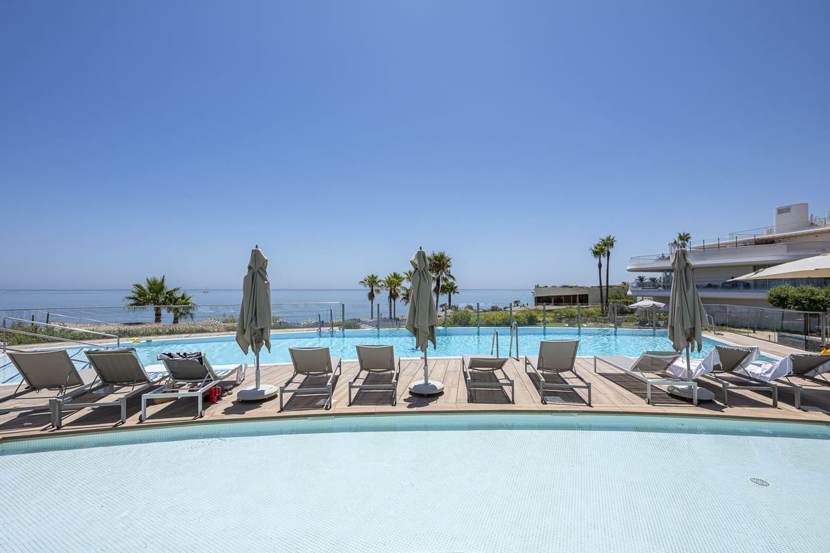 2 camera da letto Appartamento in vendita in New Golden Mile con piscina garage - 795.000 € (Rif: 9539983)