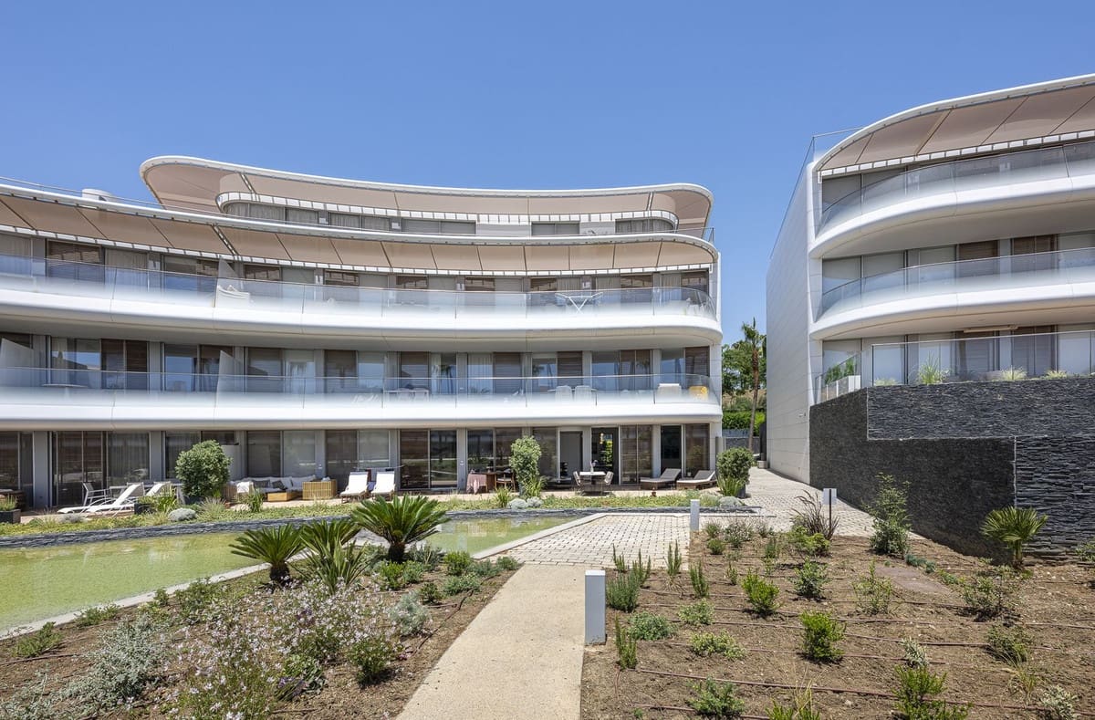 2 camera da letto Appartamento in vendita in New Golden Mile con piscina garage - 795.000 € (Rif: 9539983)