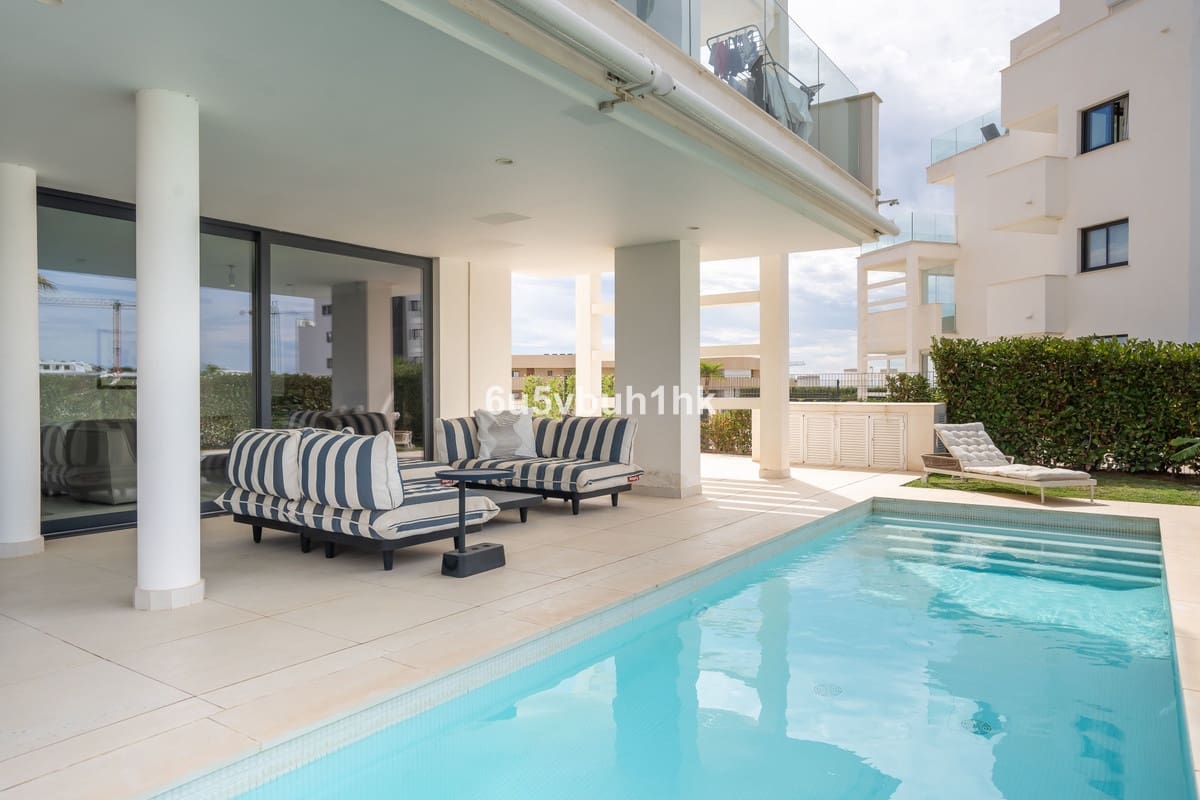 3 soveværelse Lejlighed til salg i Fuengirola med swimmingpool garage - € 795.000 (Ref: 9539985)