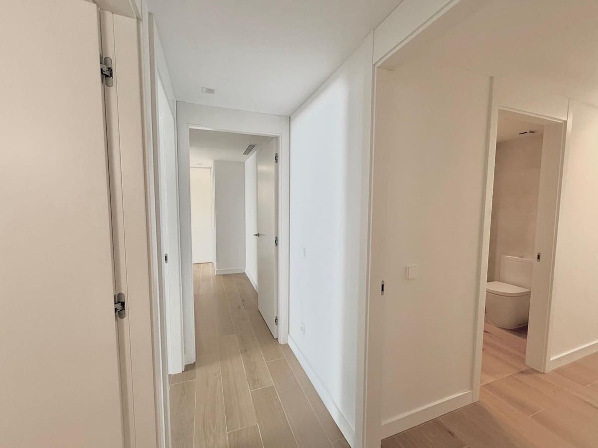 3 soveværelse Lejlighed til salg i Fuengirola med swimmingpool garage - € 795.000 (Ref: 9539986)