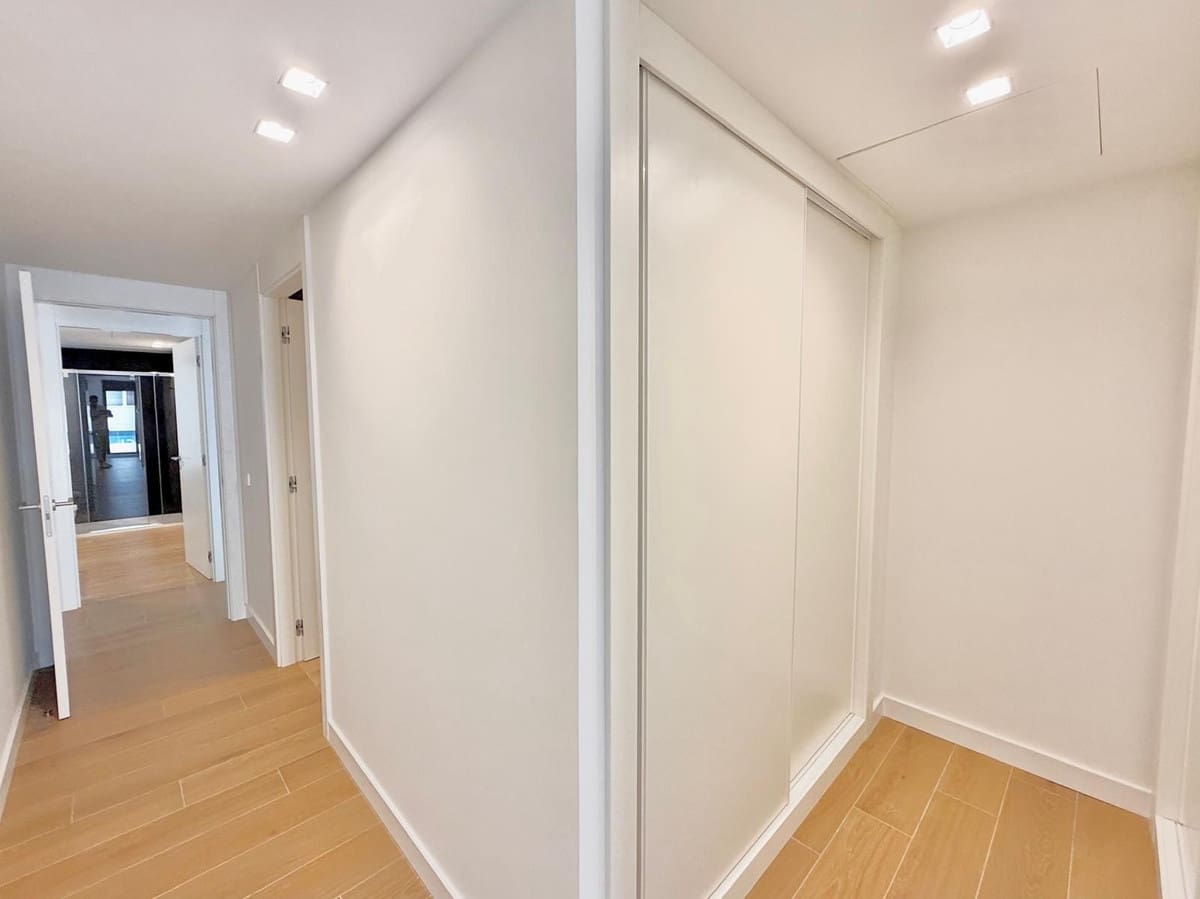 3 soveværelse Lejlighed til salg i Fuengirola med swimmingpool garage - € 795.000 (Ref: 9539986)