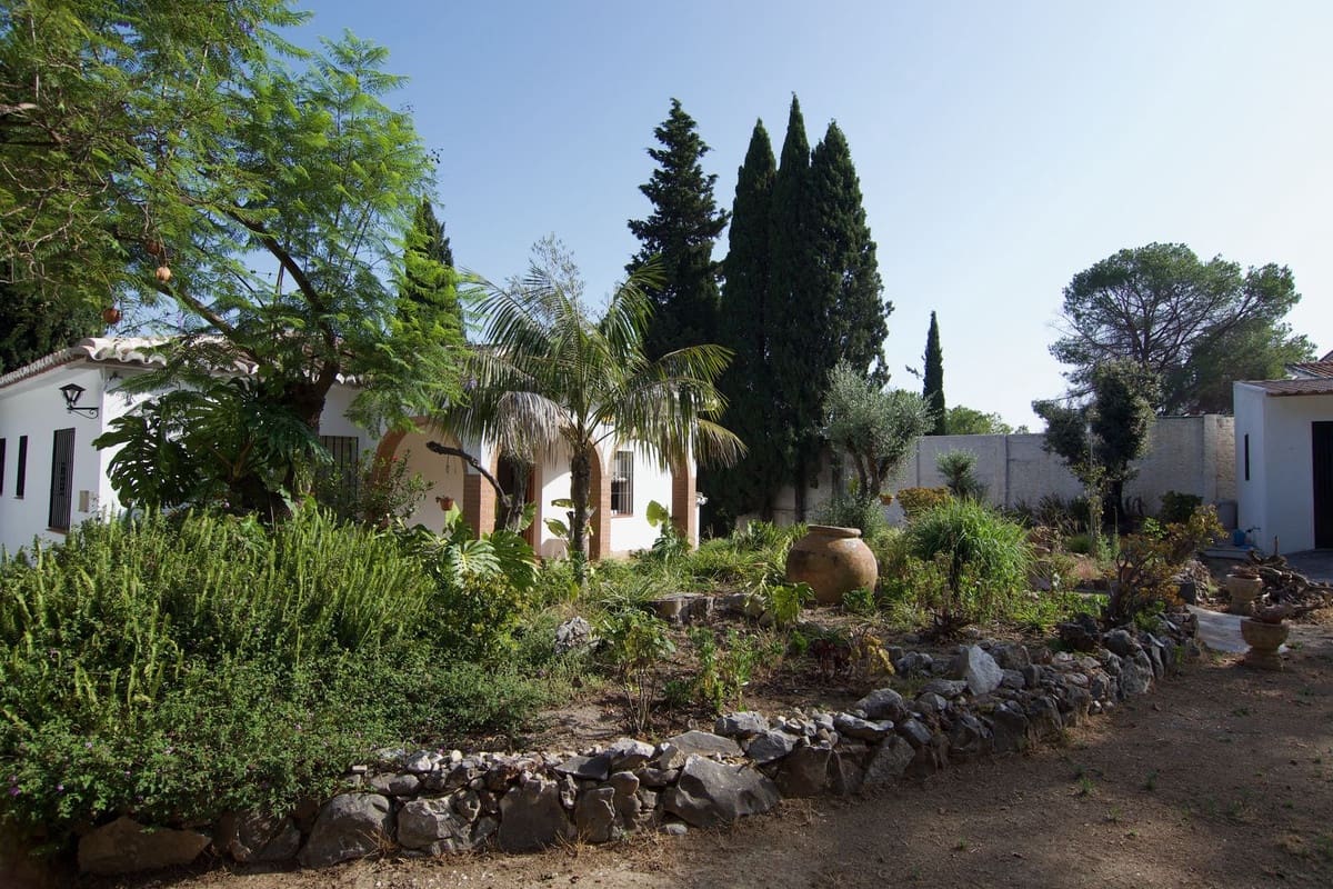 5 quarto Moradia para venda em Alhaurin el Grande com piscina garagem - 795 000 € (Ref: 9539990)