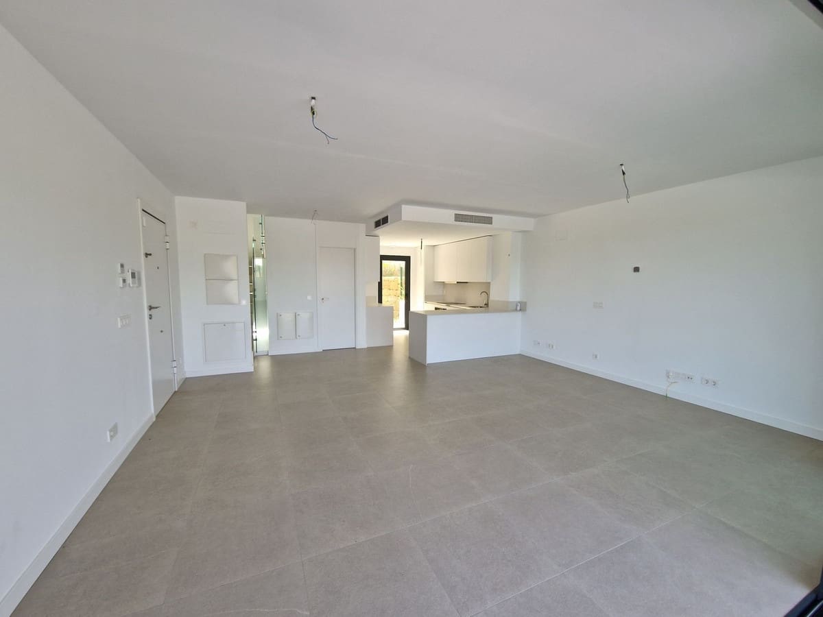 3 makuuhuone Paritalo myytävänä paikassa El Paraiso mukana uima-altaan - 795 000 € (Ref: 9539991)