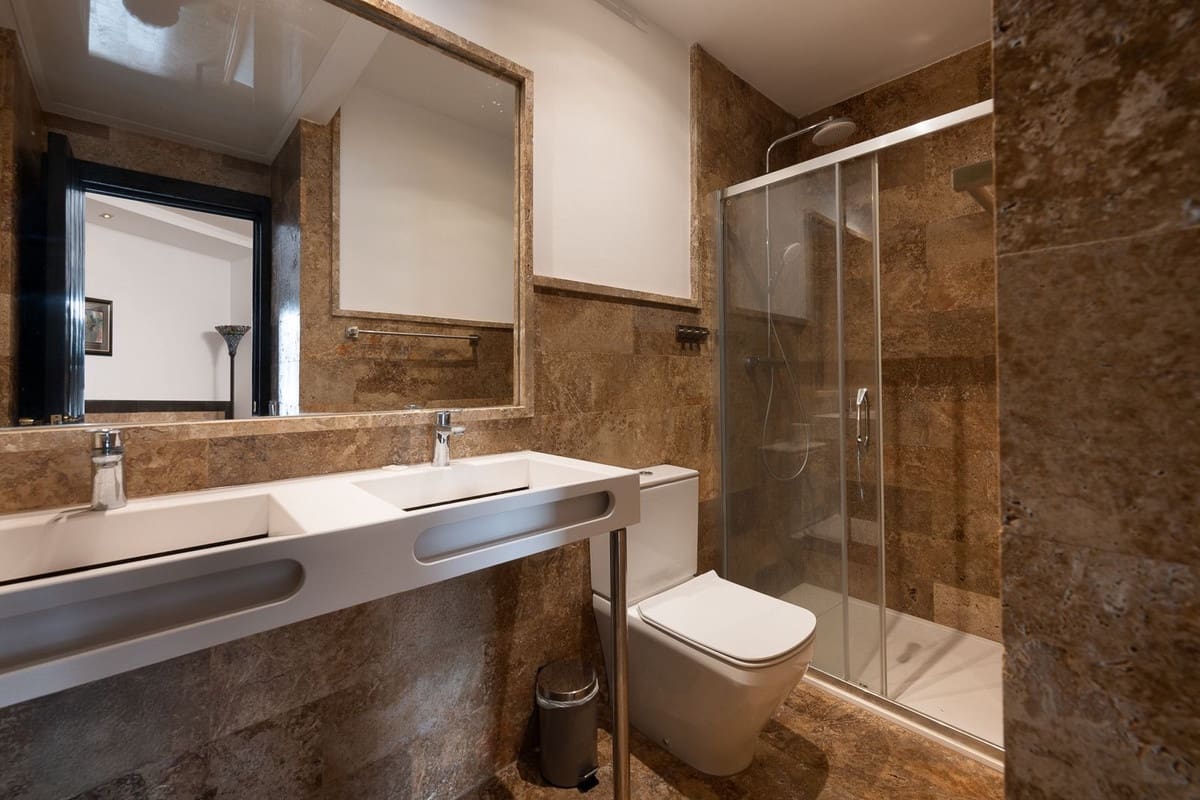 3 slaapkamer Appartement te koop in Puerto Banus - € 799.000 (Ref: 9539996)