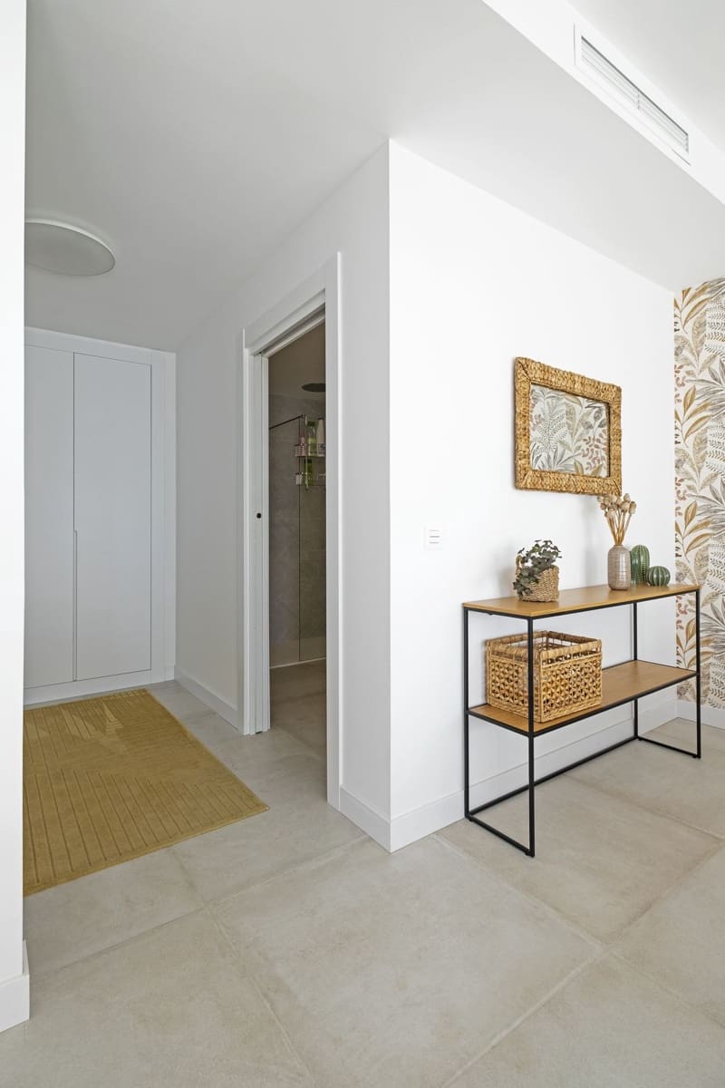 Casa de 3 habitaciones en El Chaparral en venta con piscina - 800.000 € (Ref: 9540000)