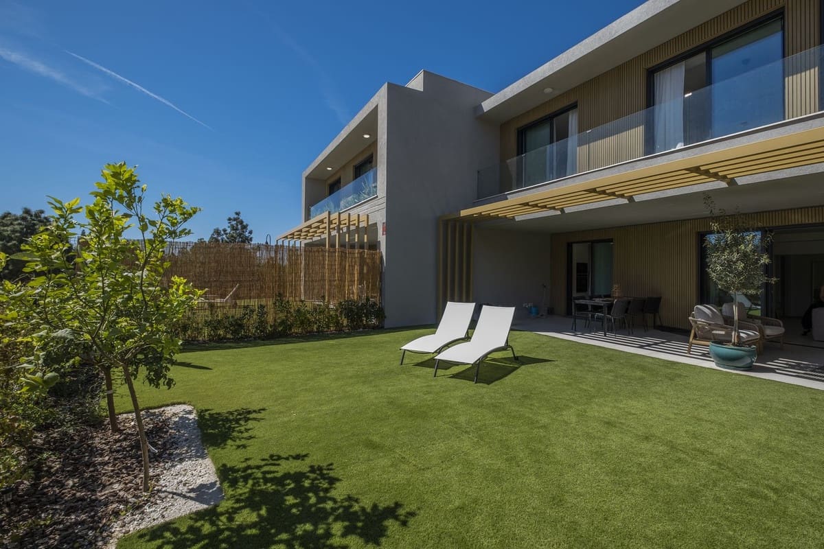 3 bedroom Townhouse for sale in El Chaparral with pool - € 800,000 (Ref: 9540000)