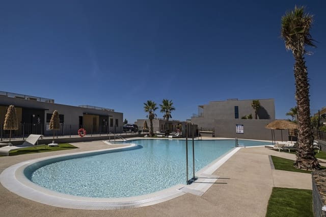 3 makuuhuone Omakotitalo myytävänä paikassa El Chaparral, Mijas mukana uima-altaan - 800 000 € (Ref: 9540000)