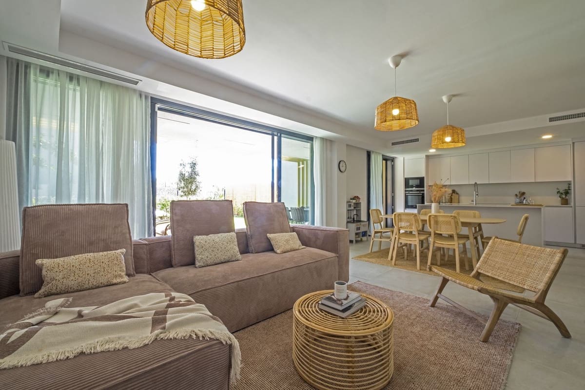 3 bedroom Townhouse for sale in El Chaparral with pool - € 800,000 (Ref: 9540000)