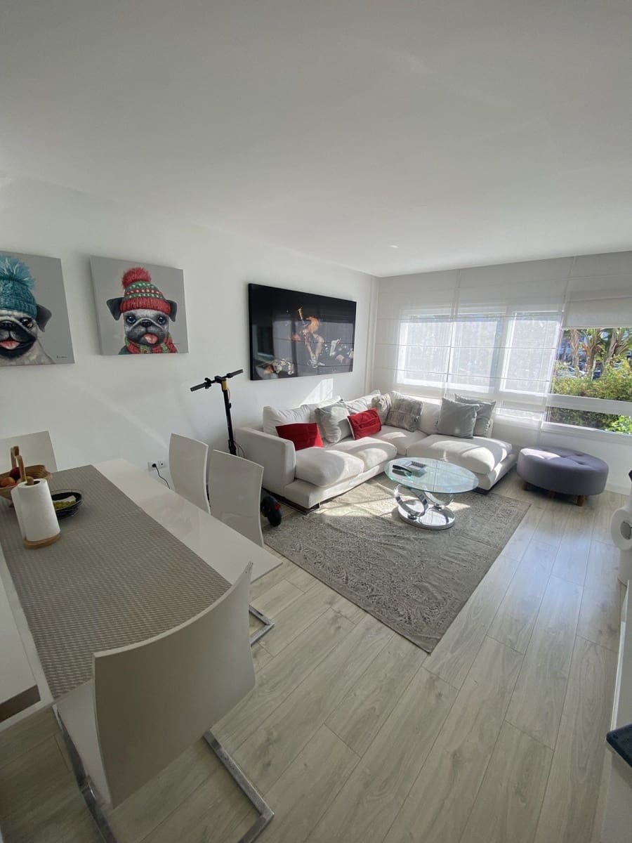 2 bedroom Apartment for sale in Puerto Banus with pool - € 825,000 (Ref: 9540003)