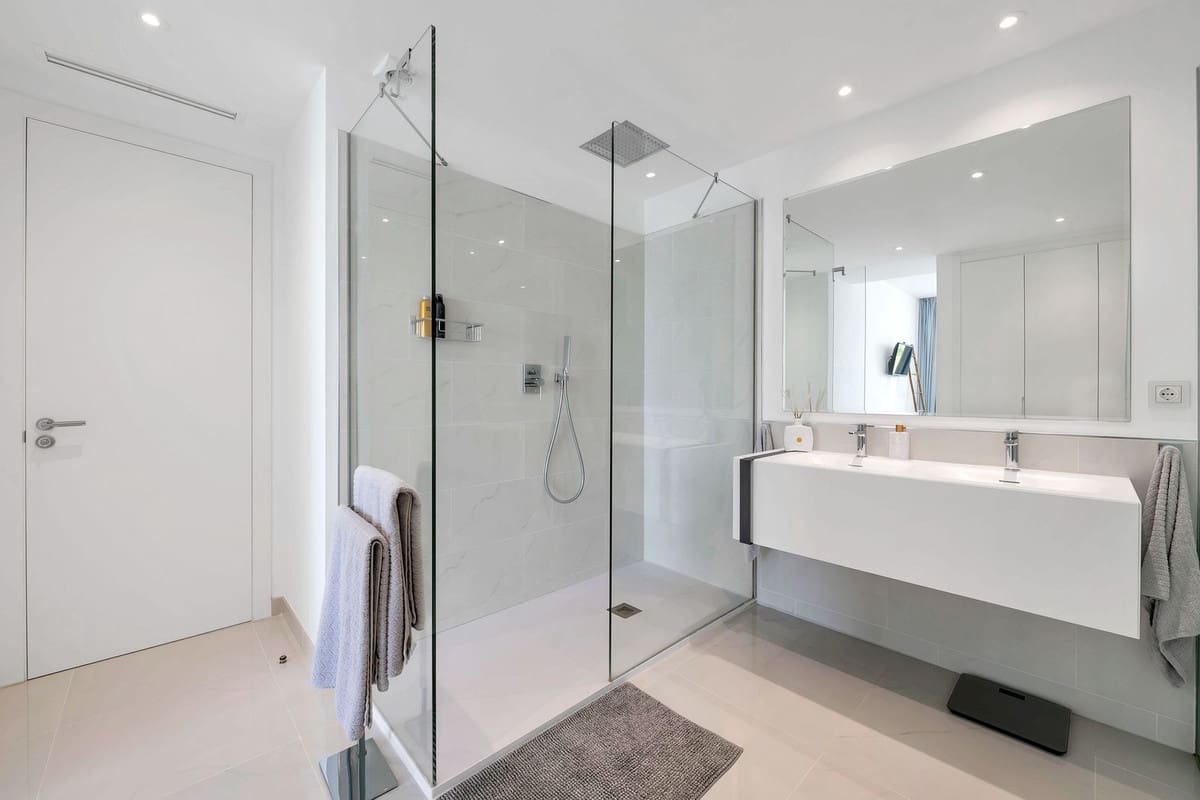 2 slaapkamer Appartement te koop in Estepona met zwembad garage - € 825.000 (Ref: 9540004)