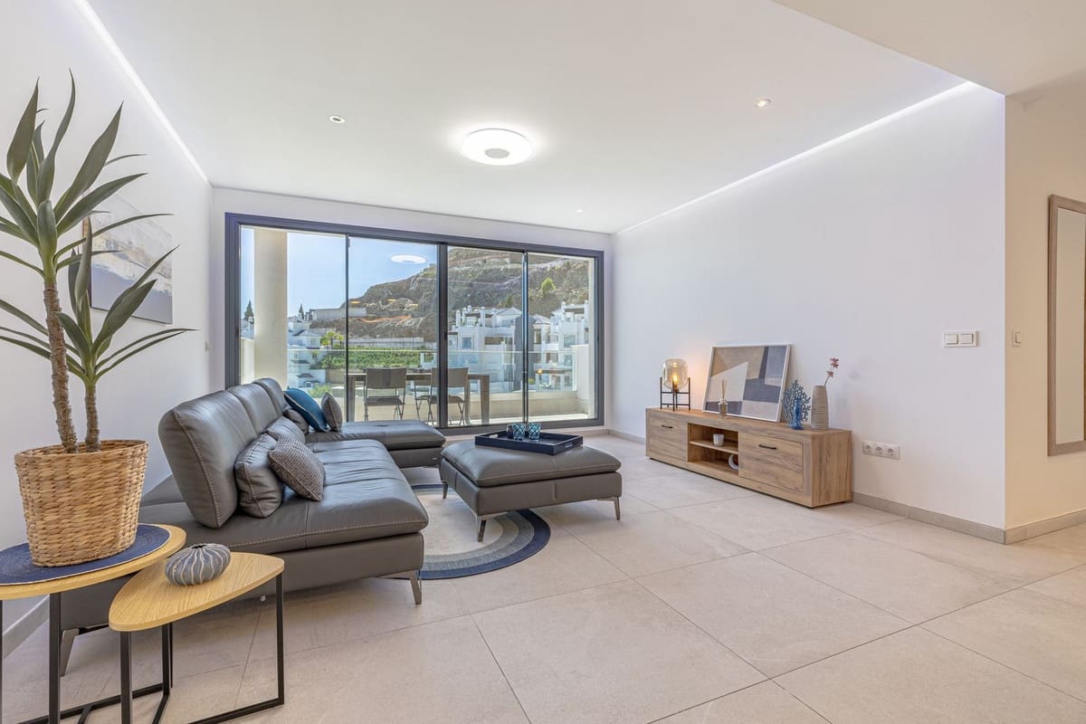 3 slaapkamer Penthouse te koop in La Quinta met zwembad garage - € 825.000 (Ref: 9540007)