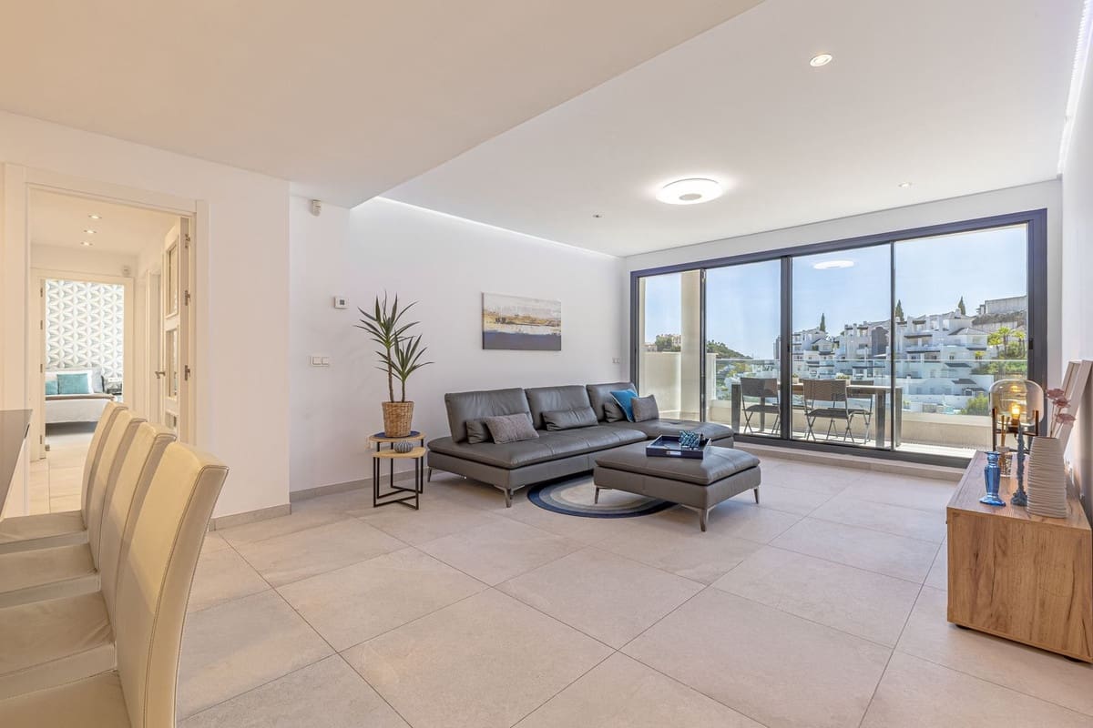 3 slaapkamer Penthouse te koop in La Quinta met zwembad garage - € 825.000 (Ref: 9540007)