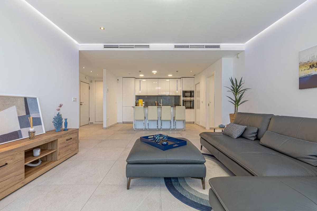 3 slaapkamer Penthouse te koop in La Quinta met zwembad garage - € 825.000 (Ref: 9540007)