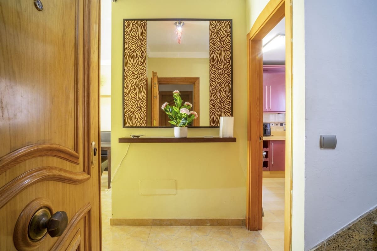 6 sovrum Semi-fristående Villa till salu i Fuengirola - 825 000 € (Ref: 9540008)