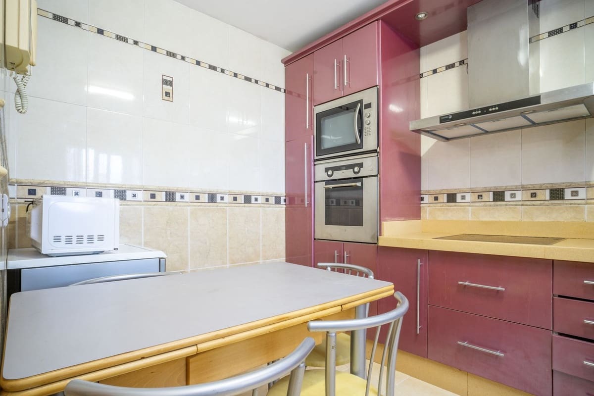 6 sovrum Semi-fristående Villa till salu i Fuengirola - 825 000 € (Ref: 9540008)