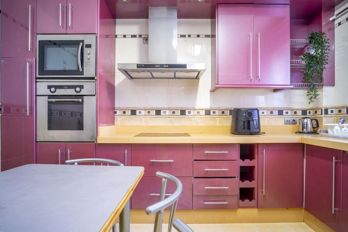 6 sovrum Semi-fristående Villa till salu i Fuengirola - 825 000 € (Ref: 9540008)