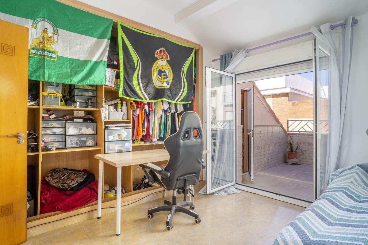 6 sovrum Semi-fristående Villa till salu i Fuengirola - 825 000 € (Ref: 9540008)