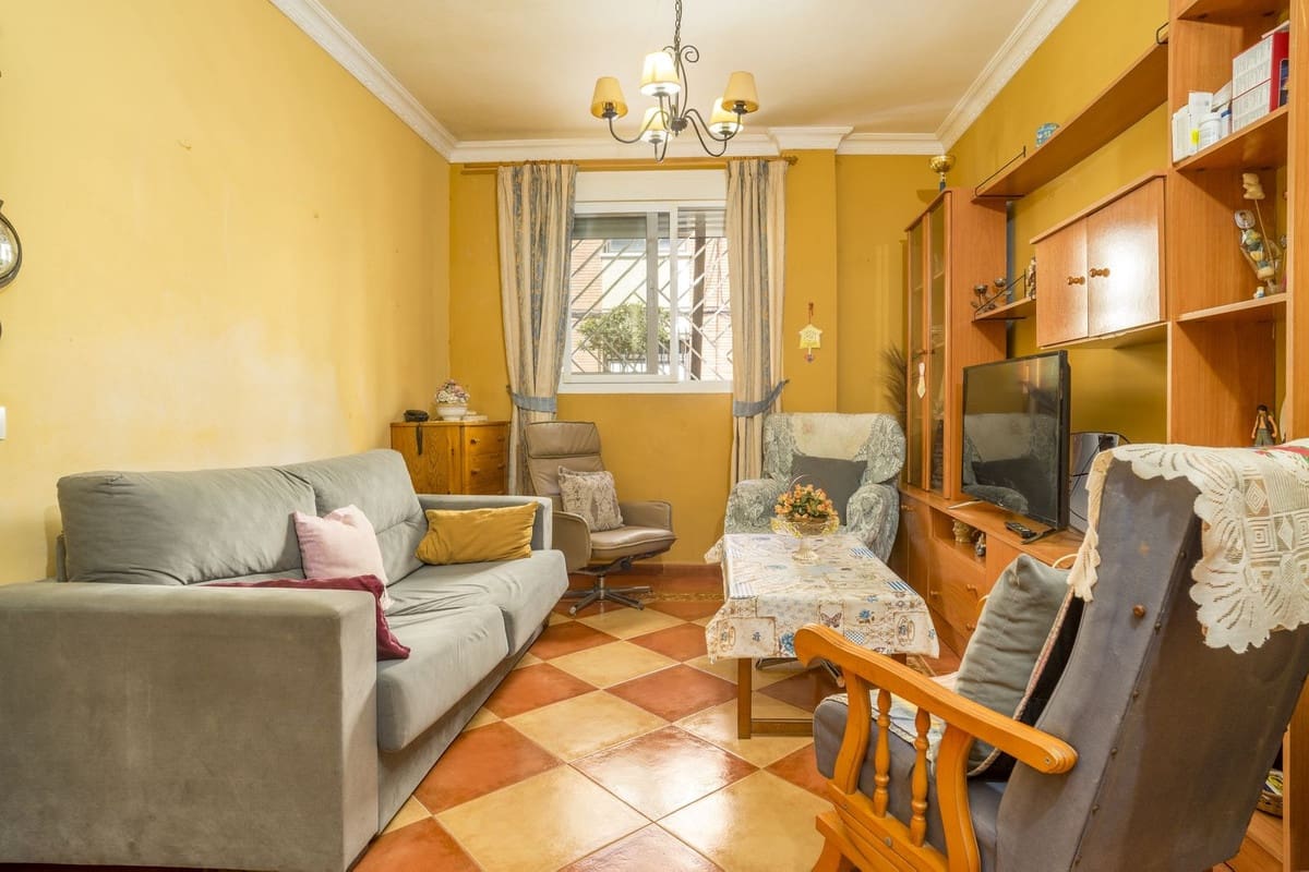 6 sovrum Semi-fristående Villa till salu i Fuengirola - 825 000 € (Ref: 9540008)