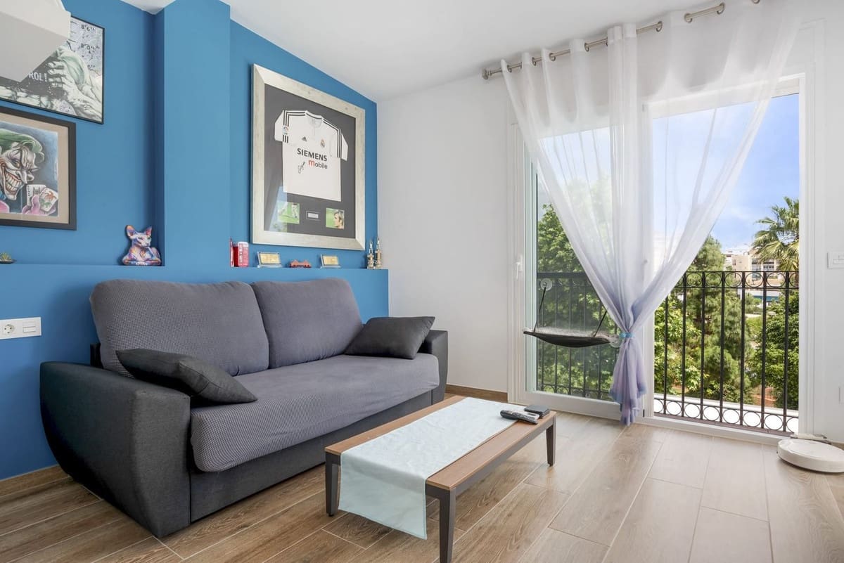 4 bedroom Townhouse for sale in Estepona with pool garage - € 832,100 (Ref: 9540010)