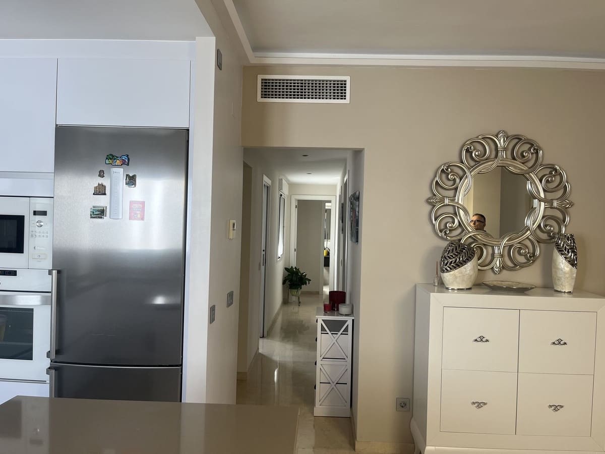 3 slaapkamer Penthouse te koop in Estepona - € 845.000 (Ref: 9540014)