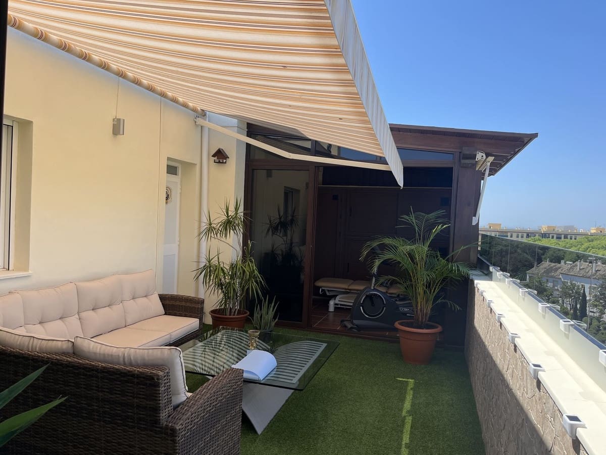 3 slaapkamer Penthouse te koop in Estepona - € 845.000 (Ref: 9540014)