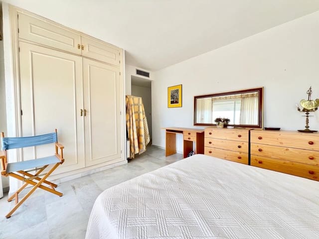 3 bedroom Townhouse for sale in Centro, Estepona - € 845,000 (Ref: 9540016)