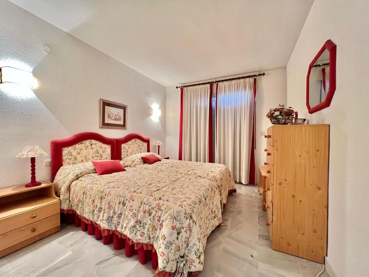 3 camera da letto Casa in vendita in Estepona - 845.000 € (Rif: 9540016)