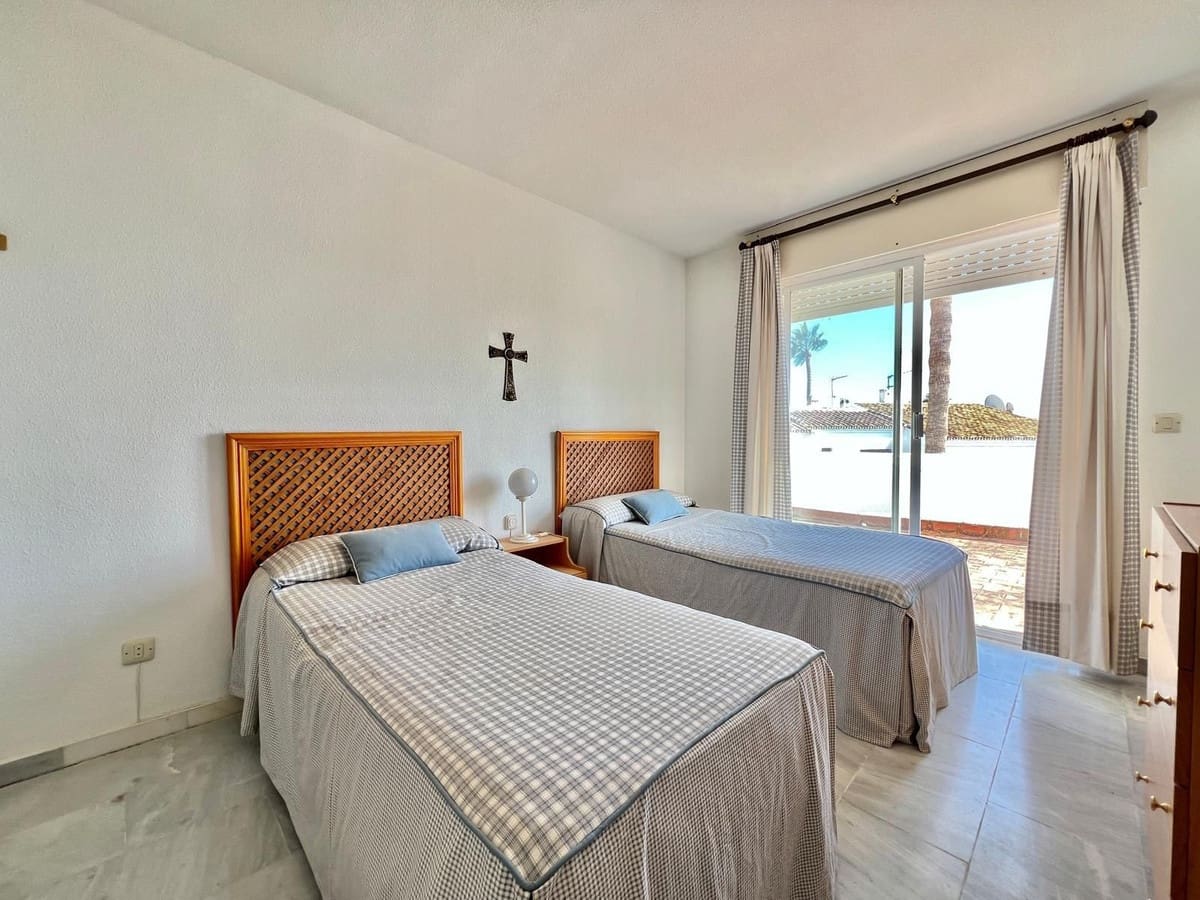 3 camera da letto Casa in vendita in Estepona - 845.000 € (Rif: 9540016)