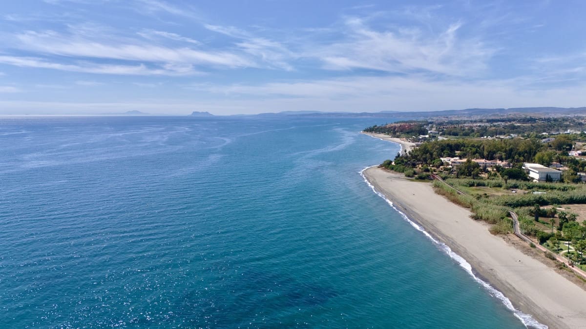 3 chambre Appartement à vendre à Estepona avec piscine - 849 000 € (Ref: 9540018)