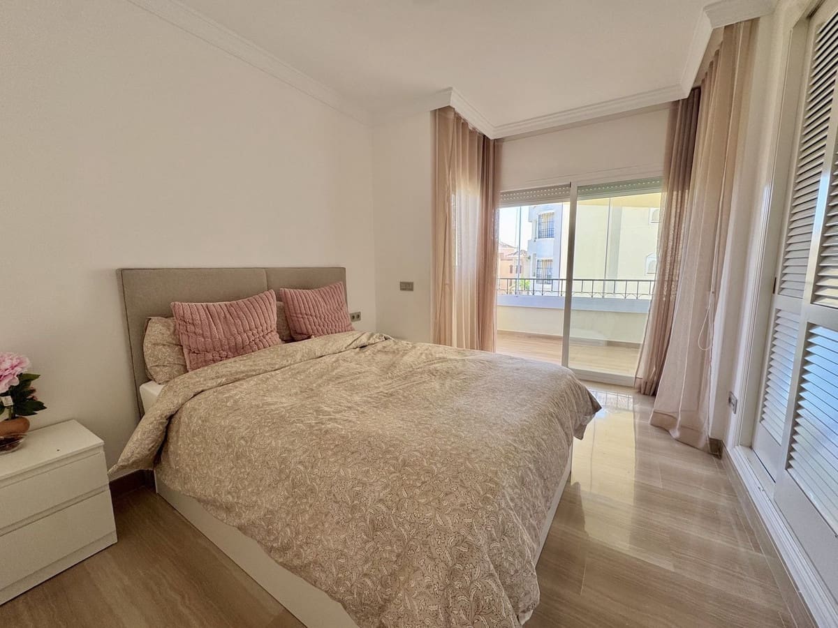 3 sovrum Lägenhet till salu i Elviria med pool garage - 849 000 € (Ref: 9540020)