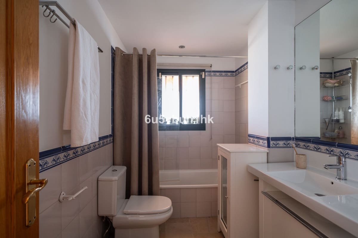 4 soveværelse Penthouse til salg i San Pedro de Alcantara med swimmingpool garage - € 849.000 (Ref: 9540021)