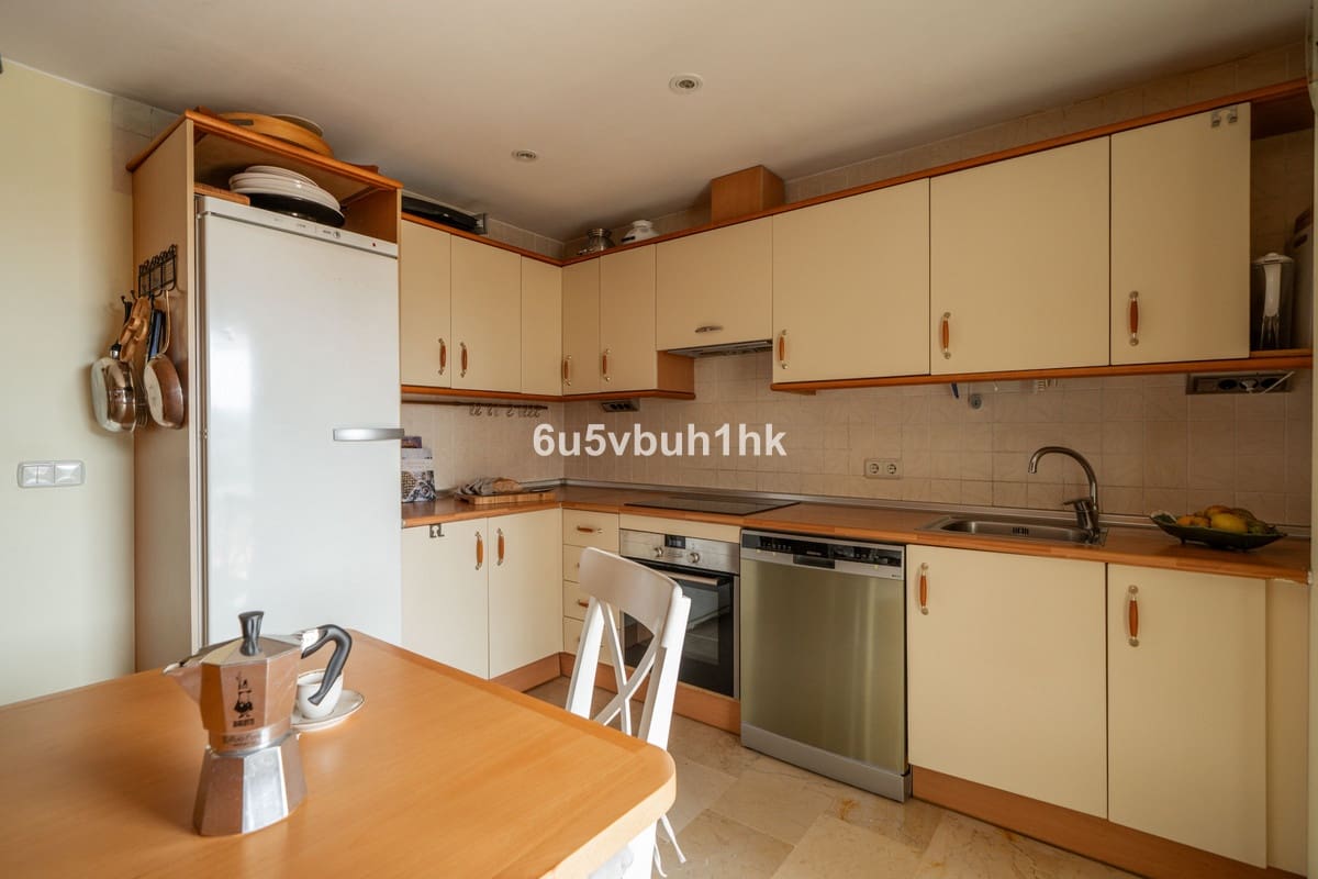 4 soveværelse Penthouse til salg i San Pedro de Alcantara med swimmingpool garage - € 849.000 (Ref: 9540021)