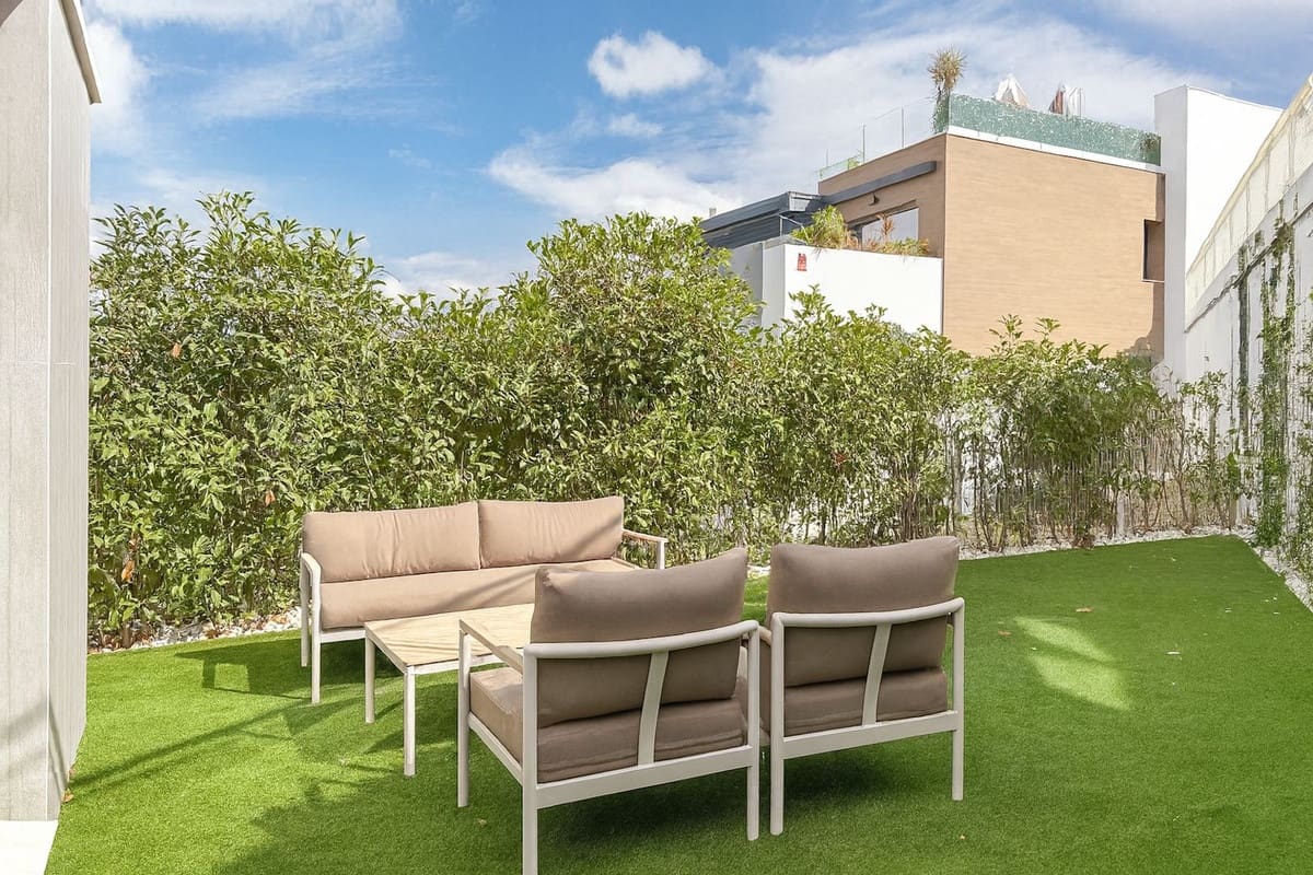 4 soverom Leilighet til salgs i Artola med svømmebasseng - € 849 000 (Ref: 9540022)