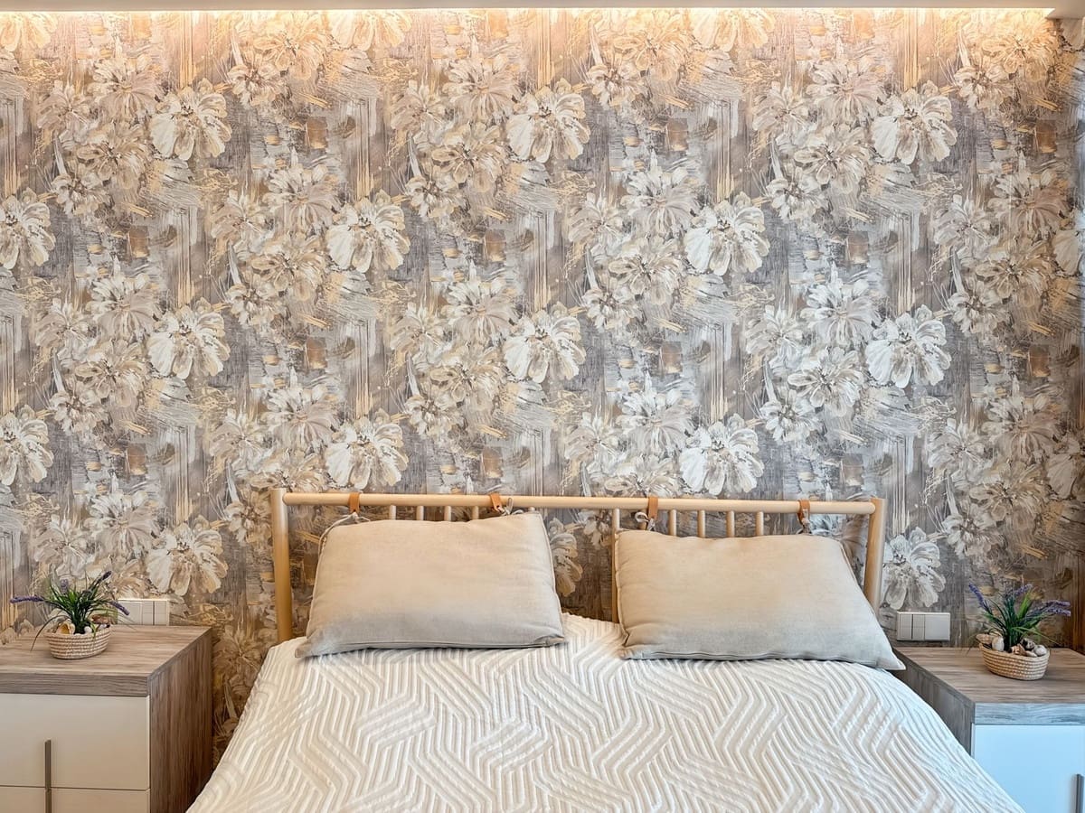 Apartamento de 2 habitaciones en Estepona en venta con piscina - 850.000 € (Ref: 9540024)