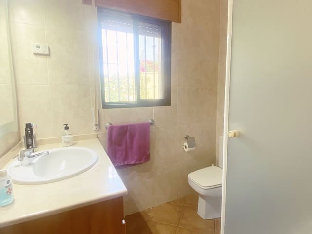 3 bedroom Villa for sale in Elviria, Marbella with pool - € 850,000 (Ref: 9540030)