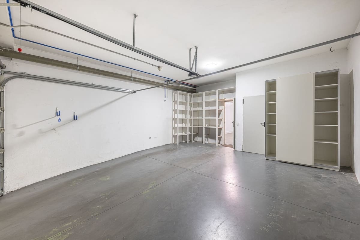 4 chambre Villa/Maison Semi-Mitoyenne à vendre à Marbella avec piscine garage - 795 000 € (Ref: 9540035)