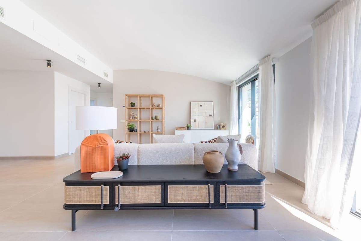 2 quarto Penthouse para venda em Fuengirola com piscina garagem - 875 000 € (Ref: 9540037)