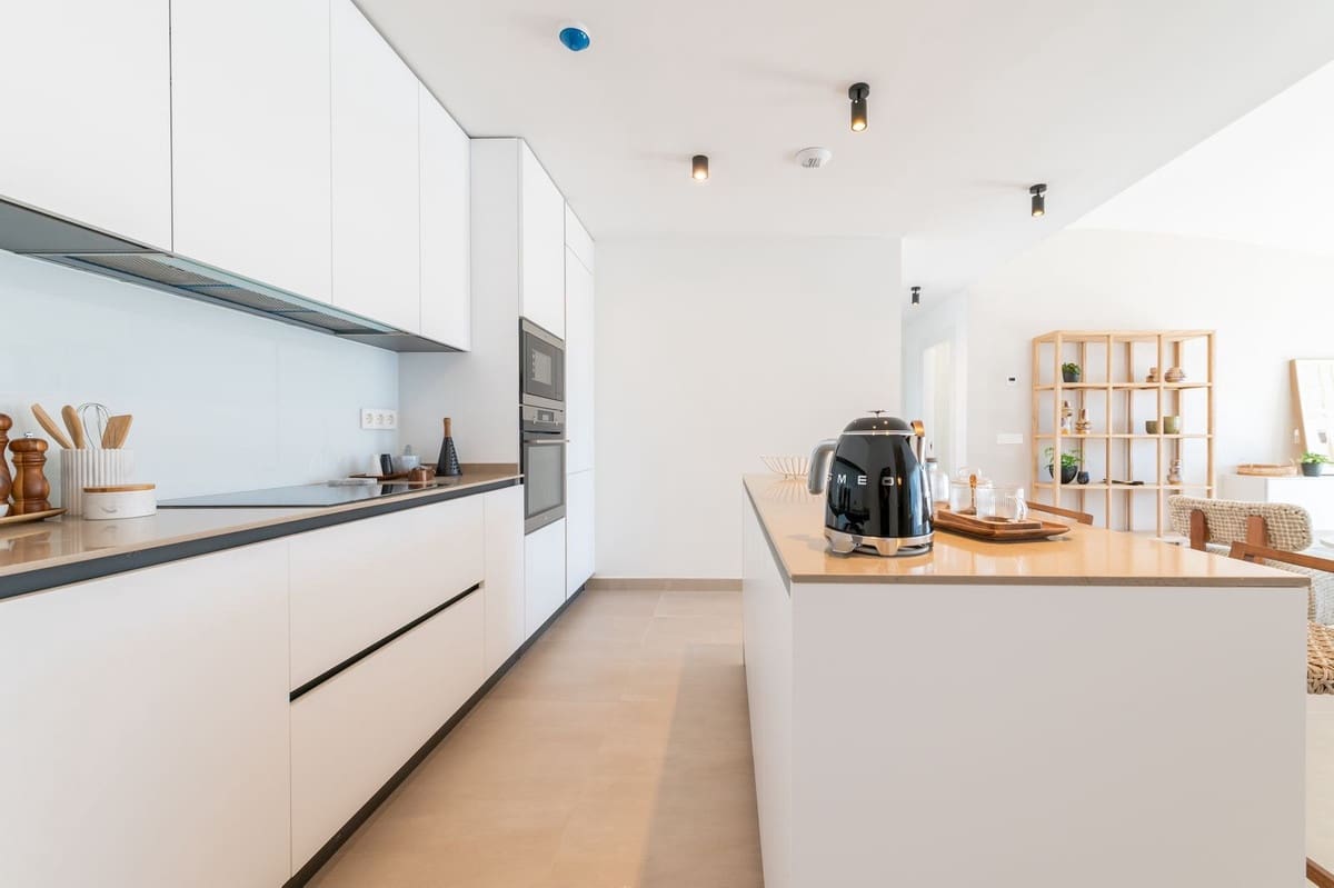 2 quarto Penthouse para venda em Fuengirola com piscina garagem - 875 000 € (Ref: 9540037)