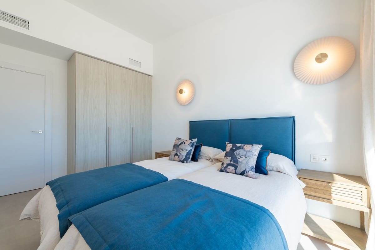 2 quarto Penthouse para venda em Fuengirola com piscina garagem - 875 000 € (Ref: 9540037)