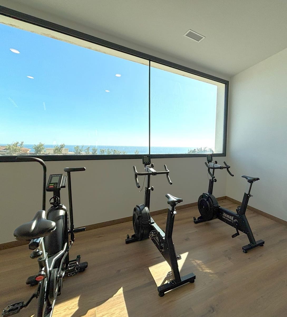 2 quarto Penthouse para venda em Fuengirola com piscina garagem - 875 000 € (Ref: 9540037)