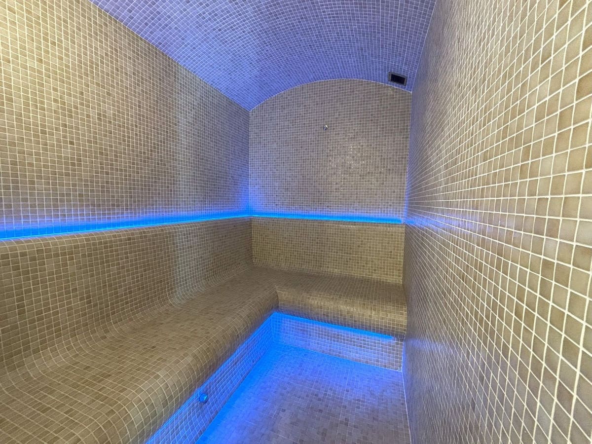 2 quarto Penthouse para venda em Fuengirola com piscina garagem - 875 000 € (Ref: 9540037)