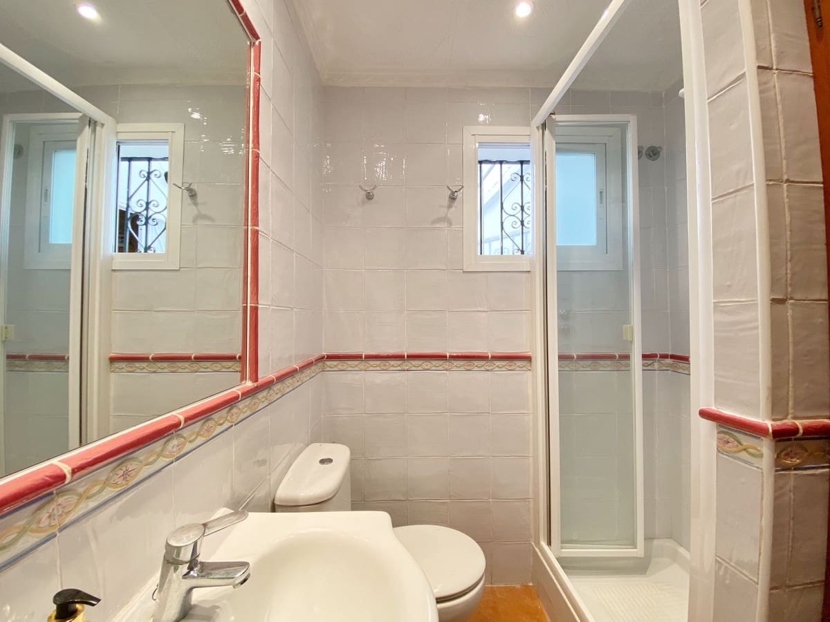 4 soveværelse Byhus til salg i Marbella - € 875.000 (Ref: 9540040)