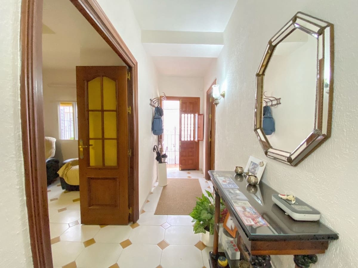 4 soveværelse Byhus til salg i Marbella - € 875.000 (Ref: 9540040)