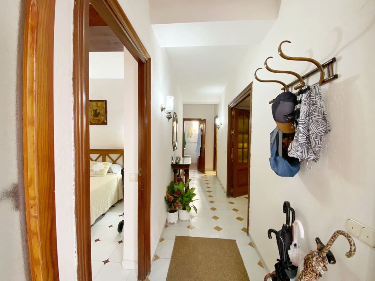 4 soveværelse Byhus til salg i Marbella - € 875.000 (Ref: 9540040)