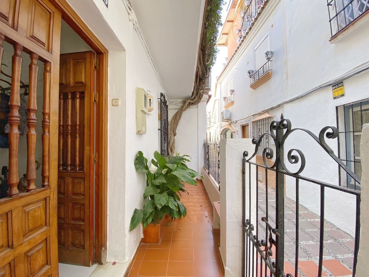 4 soveværelse Byhus til salg i Marbella - € 875.000 (Ref: 9540040)