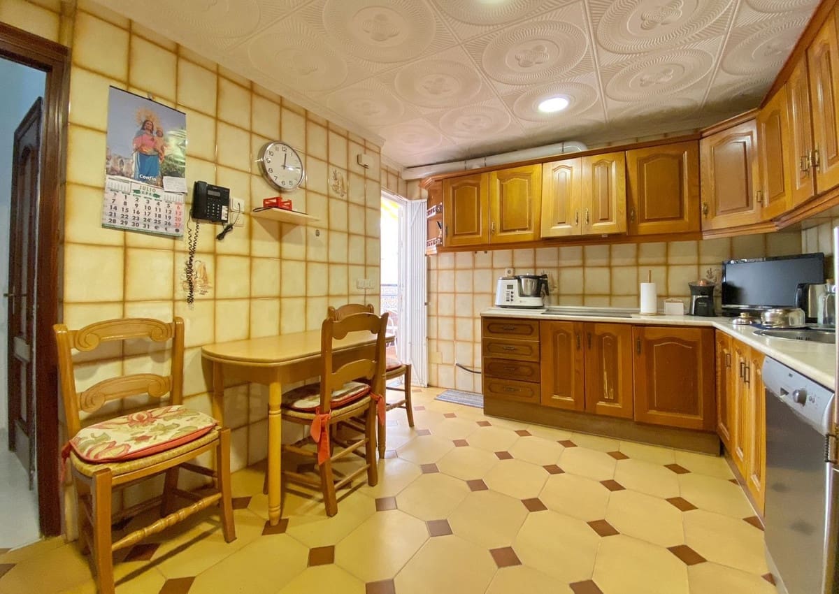 4 soveværelse Byhus til salg i Marbella - € 875.000 (Ref: 9540040)