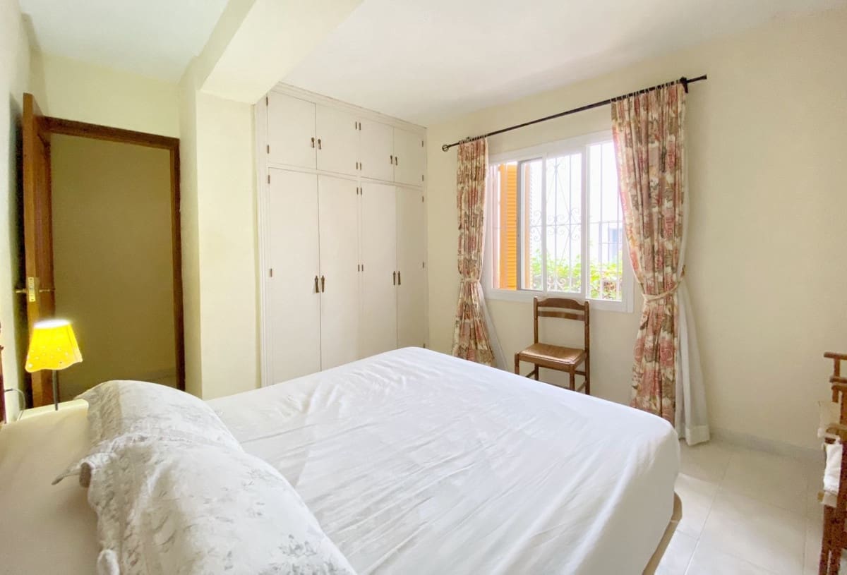 4 soveværelse Byhus til salg i Marbella - € 875.000 (Ref: 9540040)