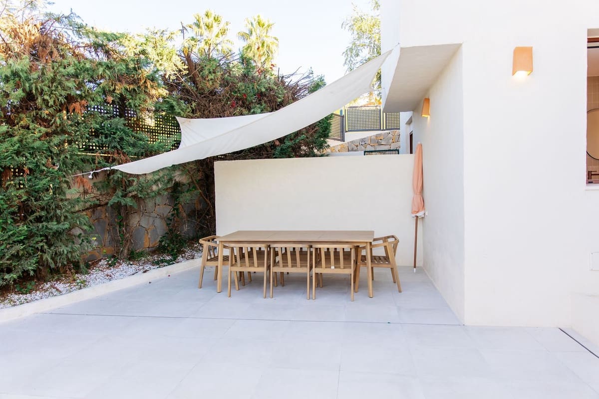 5 sypialnia Dom na sprzedaż w Cancelada z garażem - 875 000 € (Ref: 9540042)