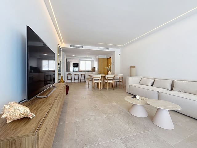 Apartamento de 4 habitaciones en Centro, Estepona en venta con piscina - 890.000 € (Ref: 9540049)